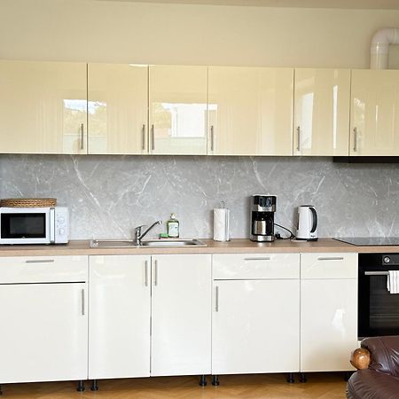 Familyvilla, New 4 Luxury Big Apartments, Parking Prague Luaran gambar