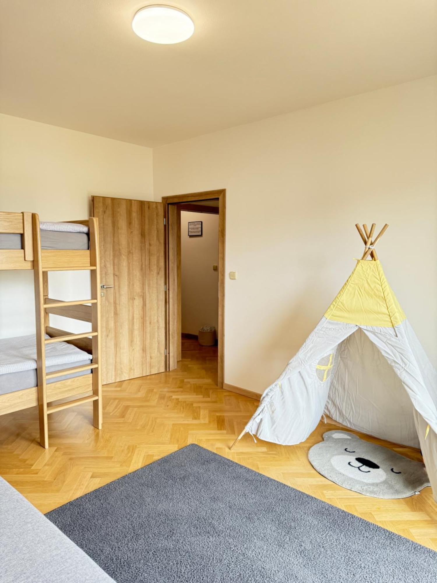 Familyvilla, New 4 Luxury Big Apartments, Parking Prague Luaran gambar